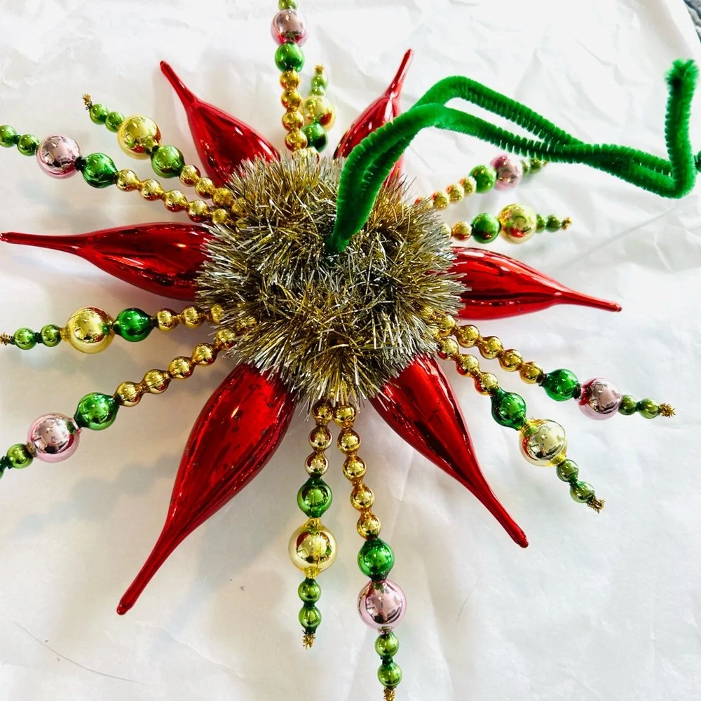 Tree topper Vintage repurposed Colorful Holiday Christmas tree topper - Picture 8 of 8